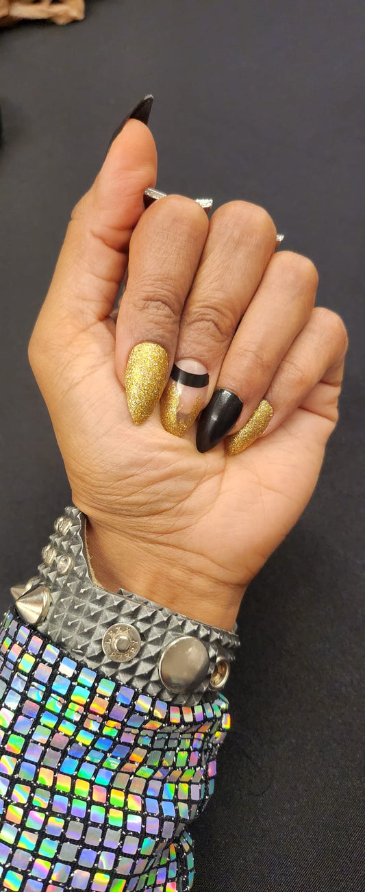 POINTY WORD UP NAILS