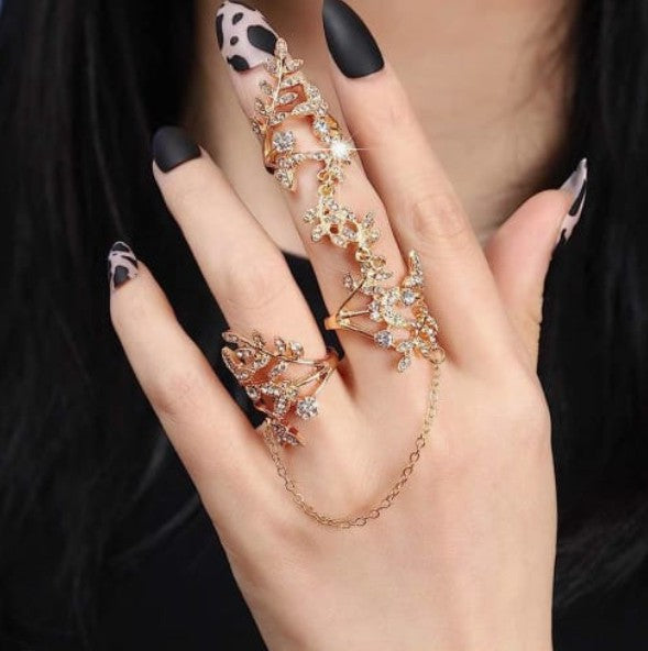 EOS Goddess double finger ring set Sparkling rhinestones.
